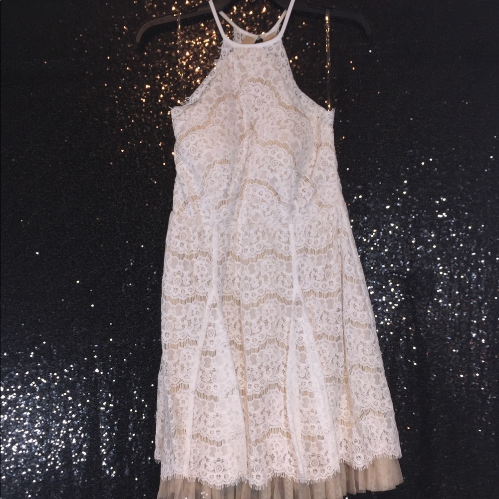 White lace dress